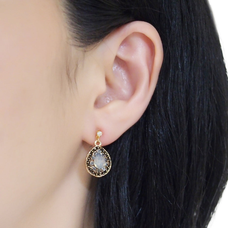 Dangle Teardrop Black and White Opal Rhinestone Crystal Invisible Clip on Earrings - miyabigracejewelry.com