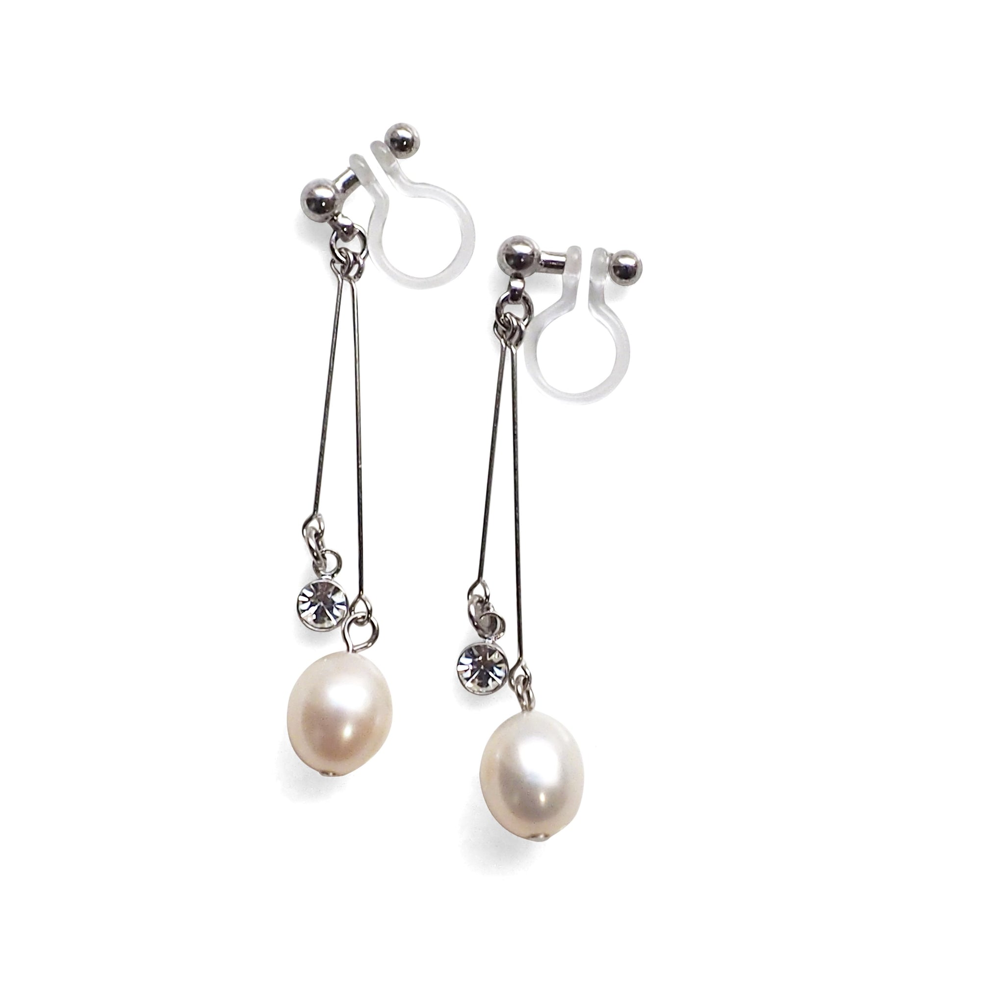 White freshwater pearl invisible clip on earrings - miyabigracejewelry.com
