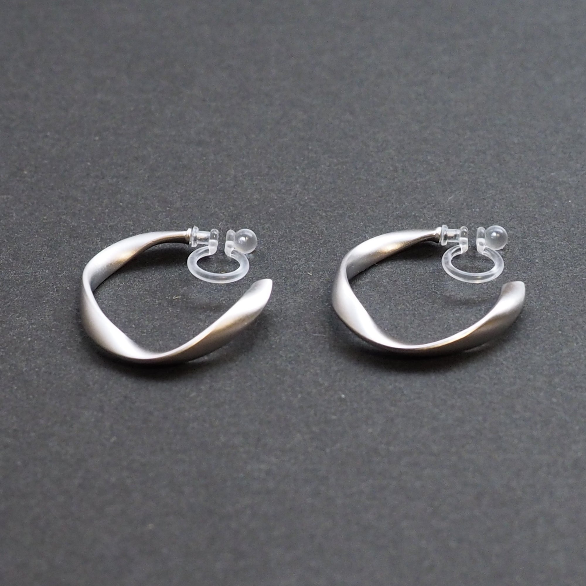 Silver Twisted Invisible Clip On Hoop Earrings - Miyabi Grace