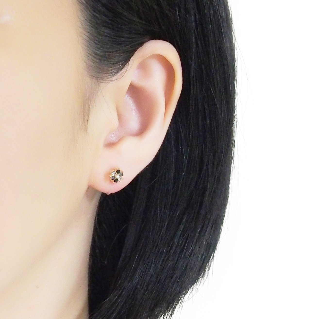 Flower Rhinestone Invisible Clip On Stud Earrings ( Black ) - miyabigracejewelry.com