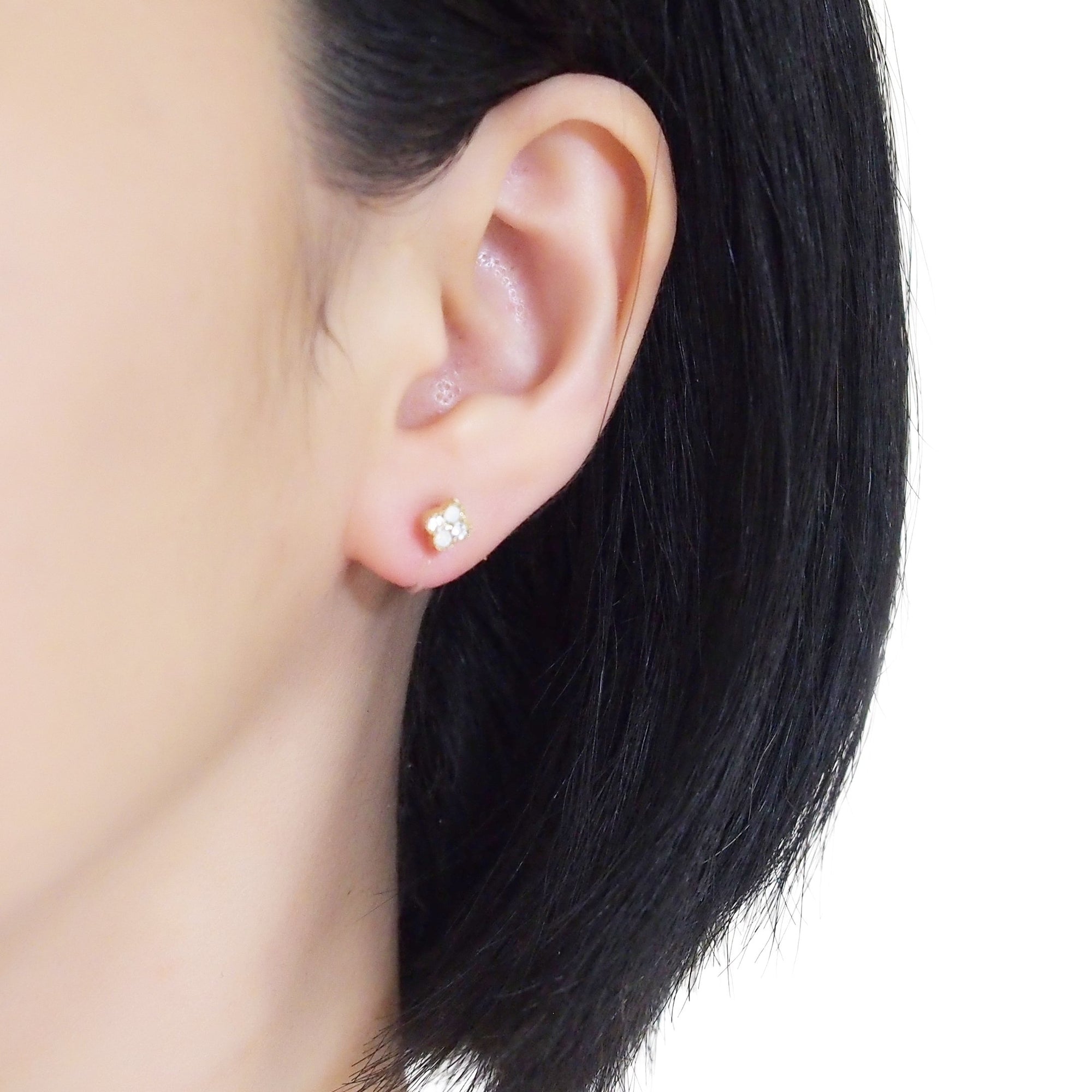 Milky White Flower Rhinestone Invisible Clip On Stud Earrings - miyabigracejewelry.com