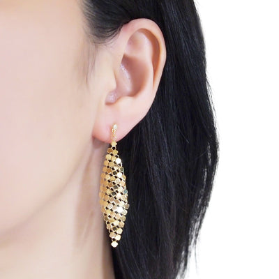 Gold mesh invisible clip on earrings - miyabigracejewelry.com