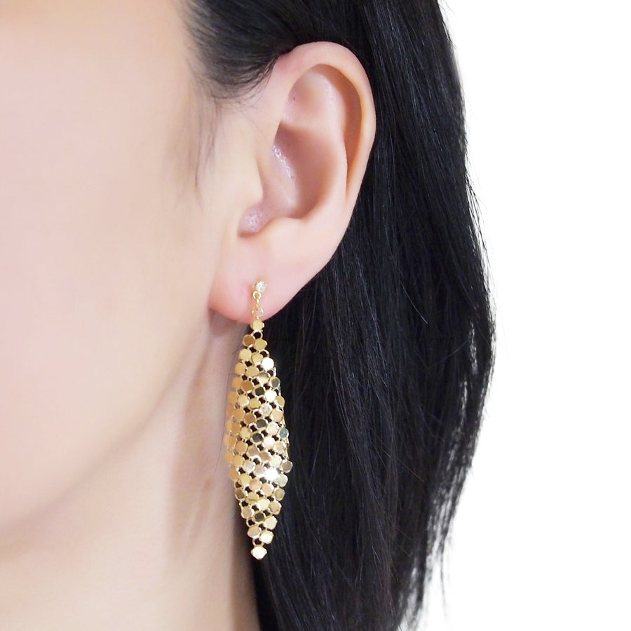 Gold mesh invisible clip on earrings - miyabigracejewelry.com