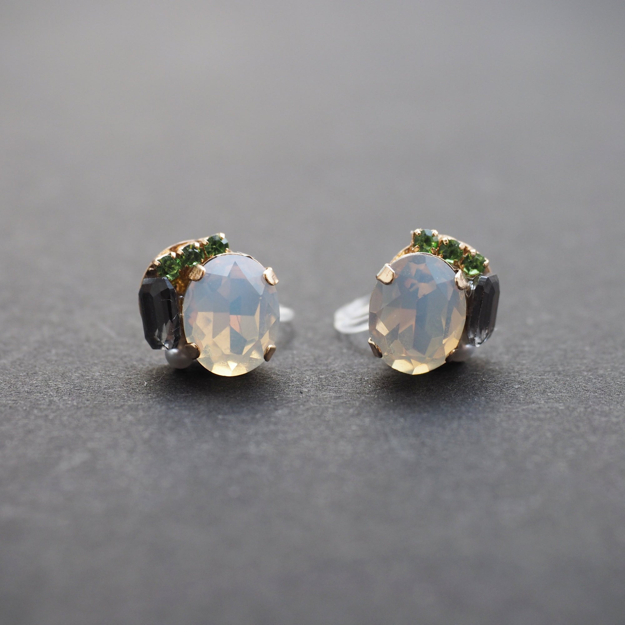 White and Black Rhinestone Invisible Clip On Stud Earrings ( Green ) - miyabigracejewelry.com