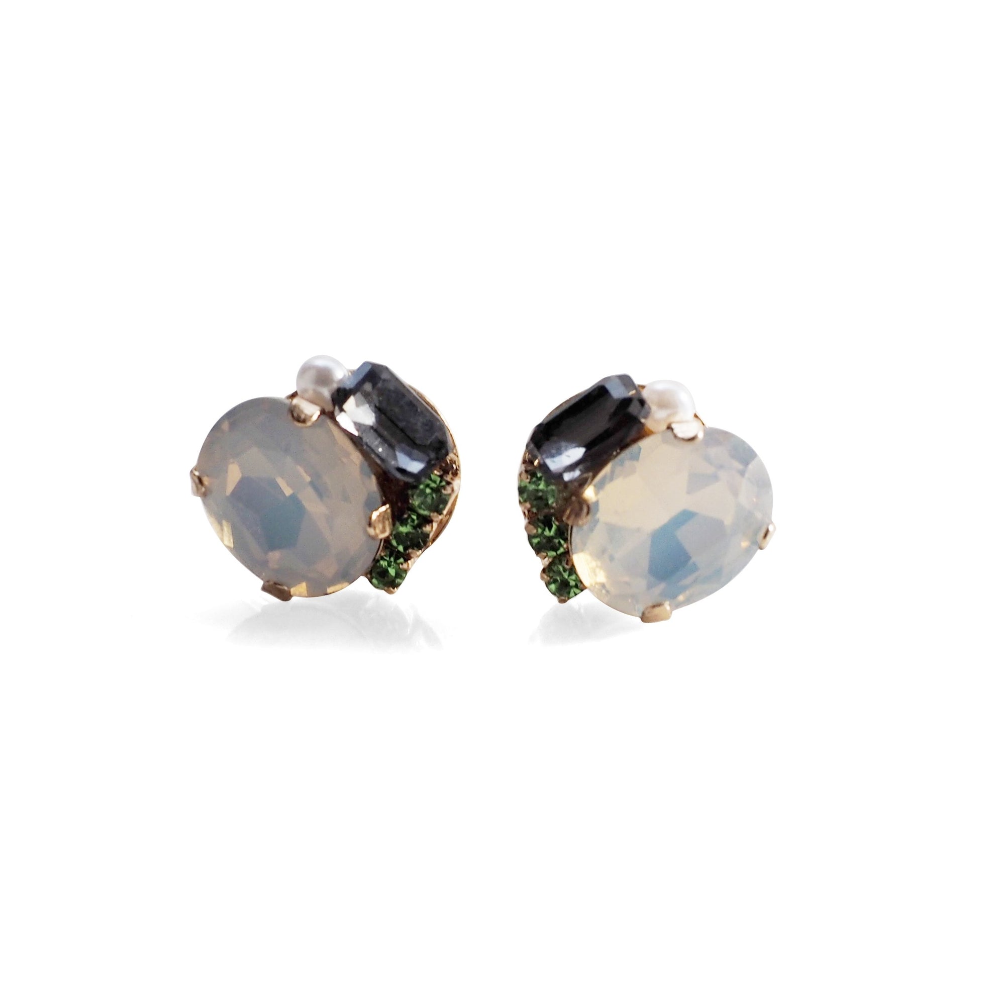 White and Black Rhinestone Invisible Clip On Stud Earrings ( Green ) - miyabigracejewelry.com