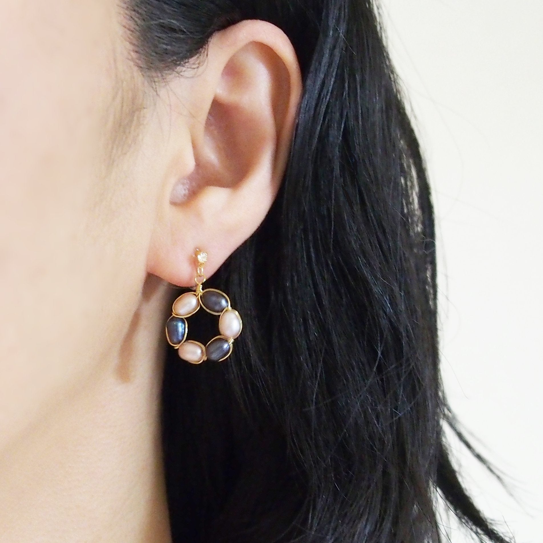 Navy blue and pink freshwater pearl invisible clip on earrings - miyabigracejewelry.com