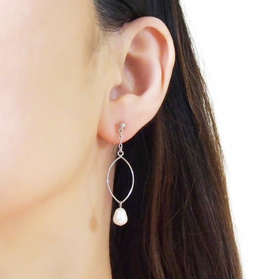 White freshwater pearl with hoop invisible clip on earrings - miyabigracejewelry.com