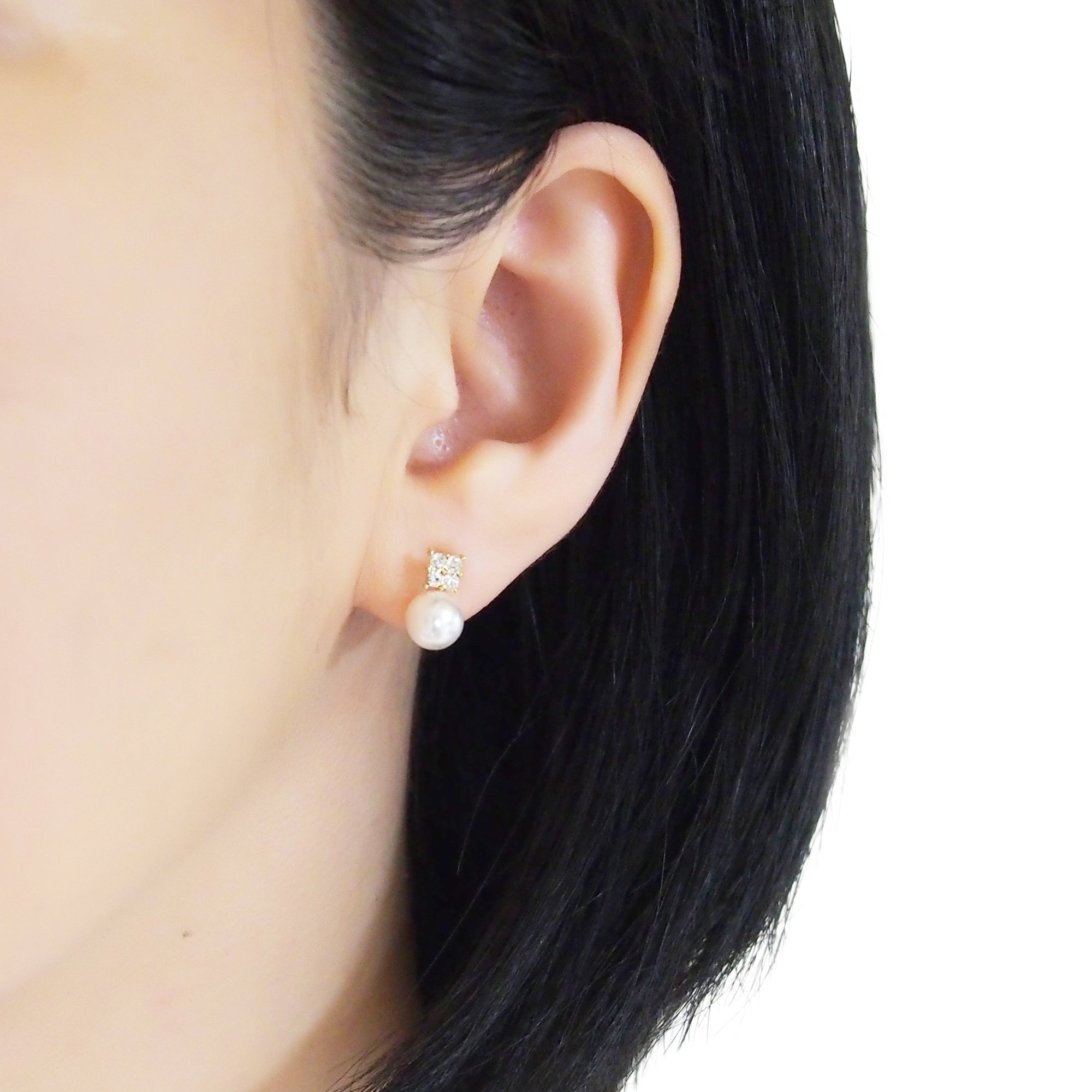 White Pearl and Rhinestone Invisible Clip On Stud Earrings (Gold tone) - miyabigracejewelry.com