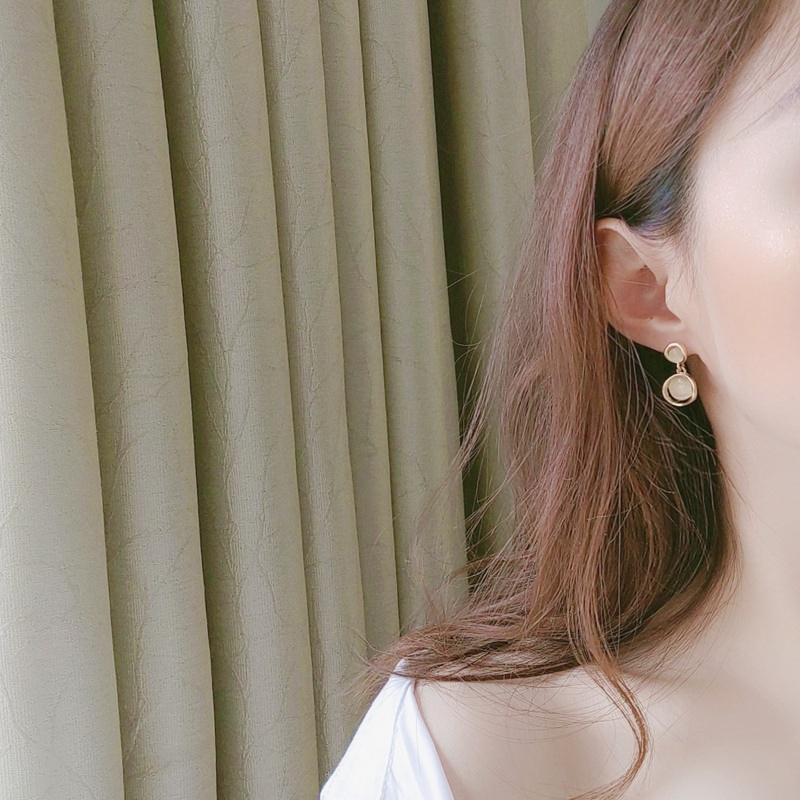Dangle Rounded Lucent Beige Crystal Rhinsetone Invisible Clip On Earrings