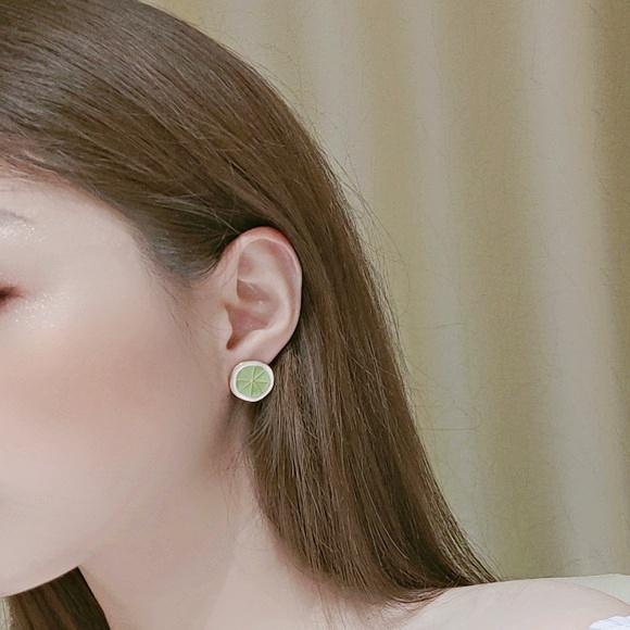 Green Lime Fruits Sliced Invisible Clip On Earrings