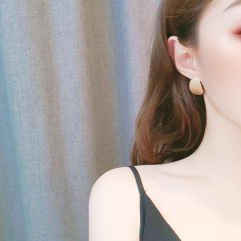 Large Organic Shaped Gold Flat Invisible Clip On Earrings