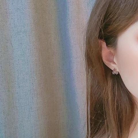 Light Purple Three Small Flowers Invisible Clip On Earrings