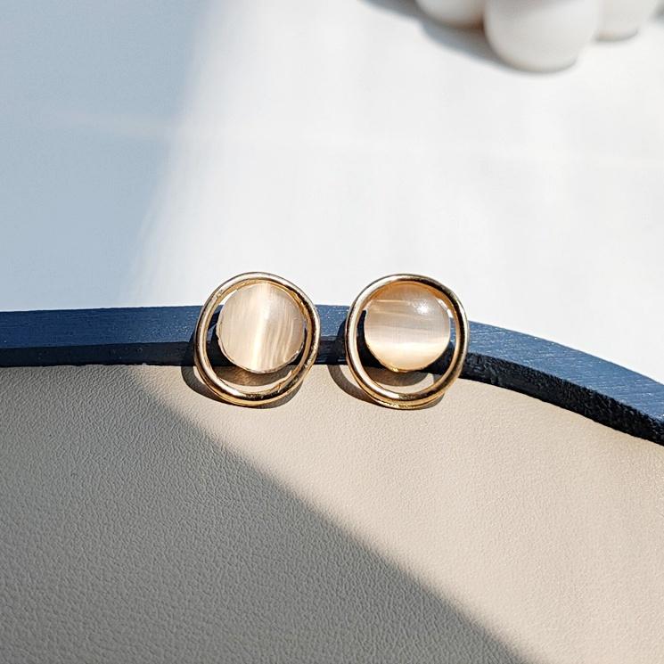 Rounded Lucent Beige Crystal Rhinsetone Invisible Clip On Earrings