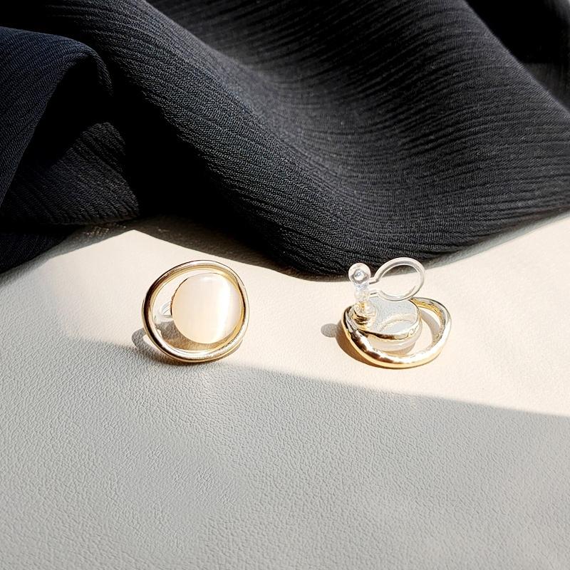 Rounded Lucent Beige Crystal Rhinsetone Invisible Clip On Earrings