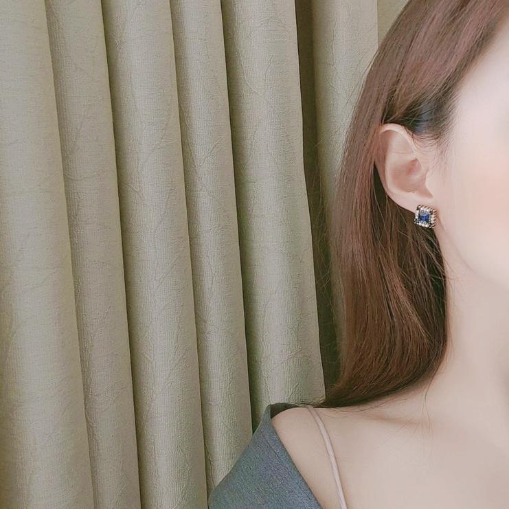 Square Navy Blue Crystal Rhinestone Vinage Style Pearl Invisible Clip On Earrings