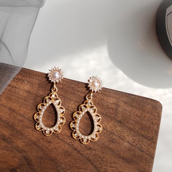 Dangle White Pearl Teardrop Invisible Clip On Earrings