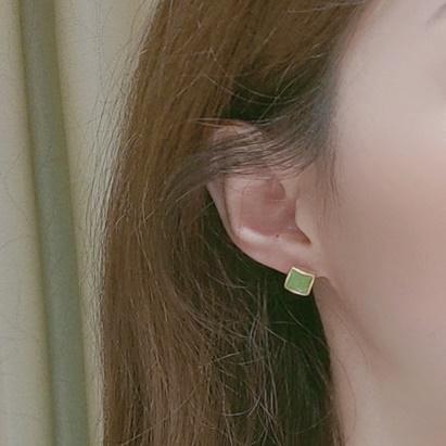Minimal Green Square Motif Invisible Clip On Earrings