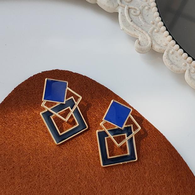 Vintage Style Large Blue Square Motif Invisible Clip On Earrings