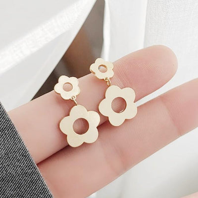 Dangle Pretty Flower Invisible Clip On Earrings