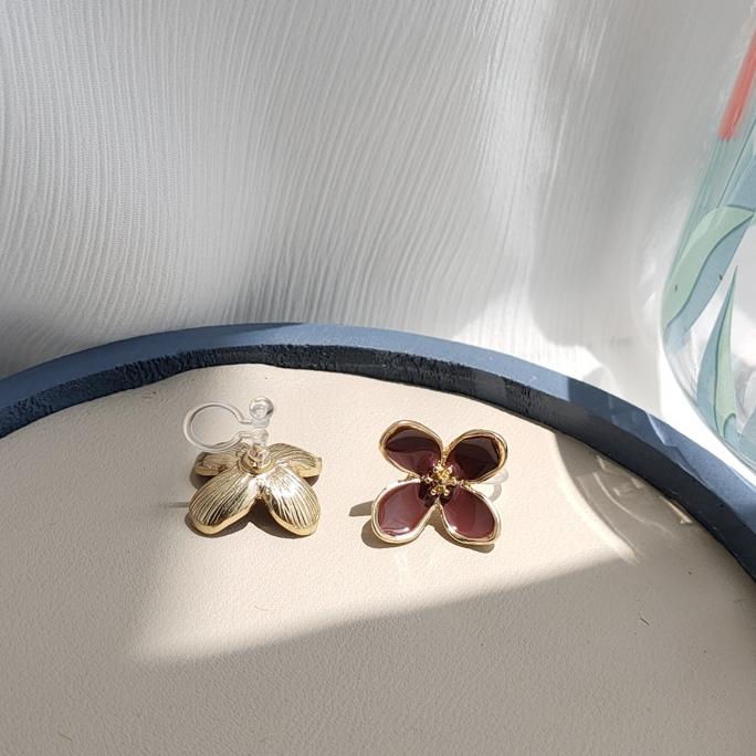 Pretty Purple Flower Invisible Clip On Earrings