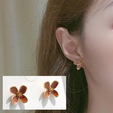 Pretty Pink Flower Invisible Clip On Earrings