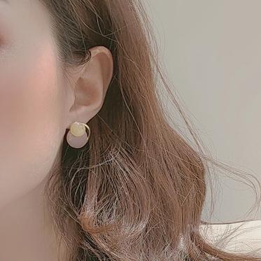 Round Beige Pink Invisible Clip On Earrings