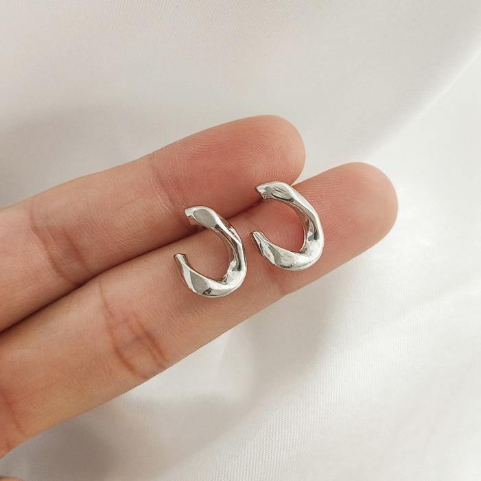 Silver Teardrop Minimal Invisible Clip On Earrings