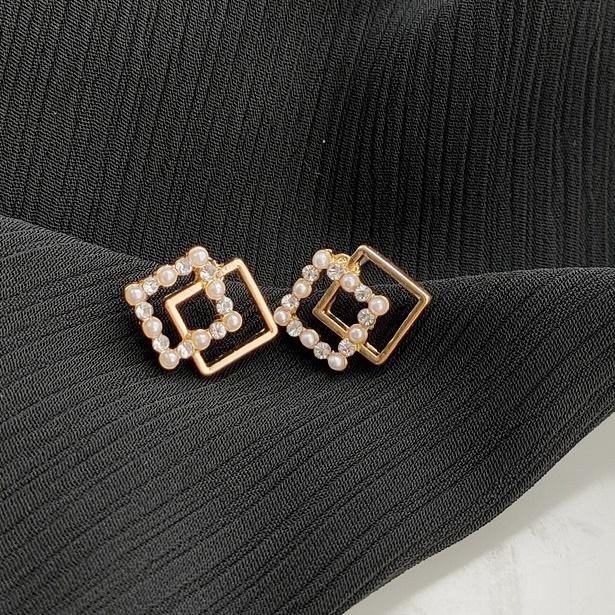 Square Clear Crystal Rhinestone White Pearl Invisible Clip On Earrings