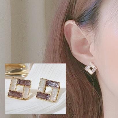 White Light Brown Crystal Mosaic Square Invisible Clip On Earrings