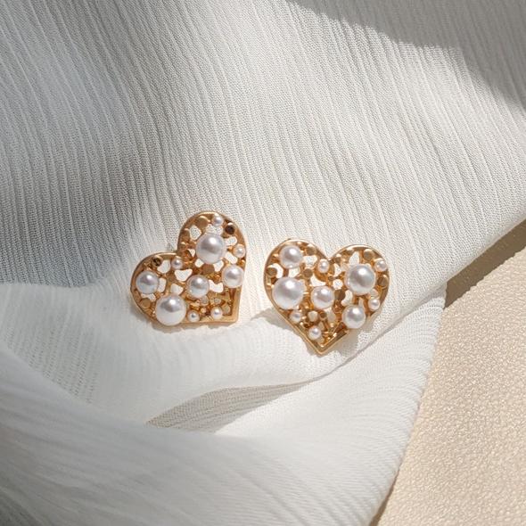 White Pearl Heart Filigree Invisible Clip On Earrings