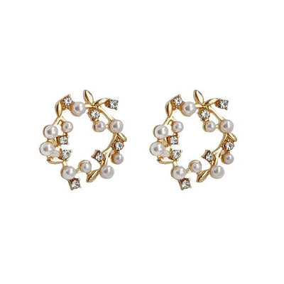 White Flower Pearl  Circle Wreath Crystal Rhinestone Invisible Clip On Earrings