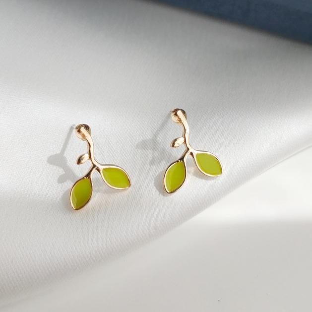 Green Leaf Invisible Clip On Earrings