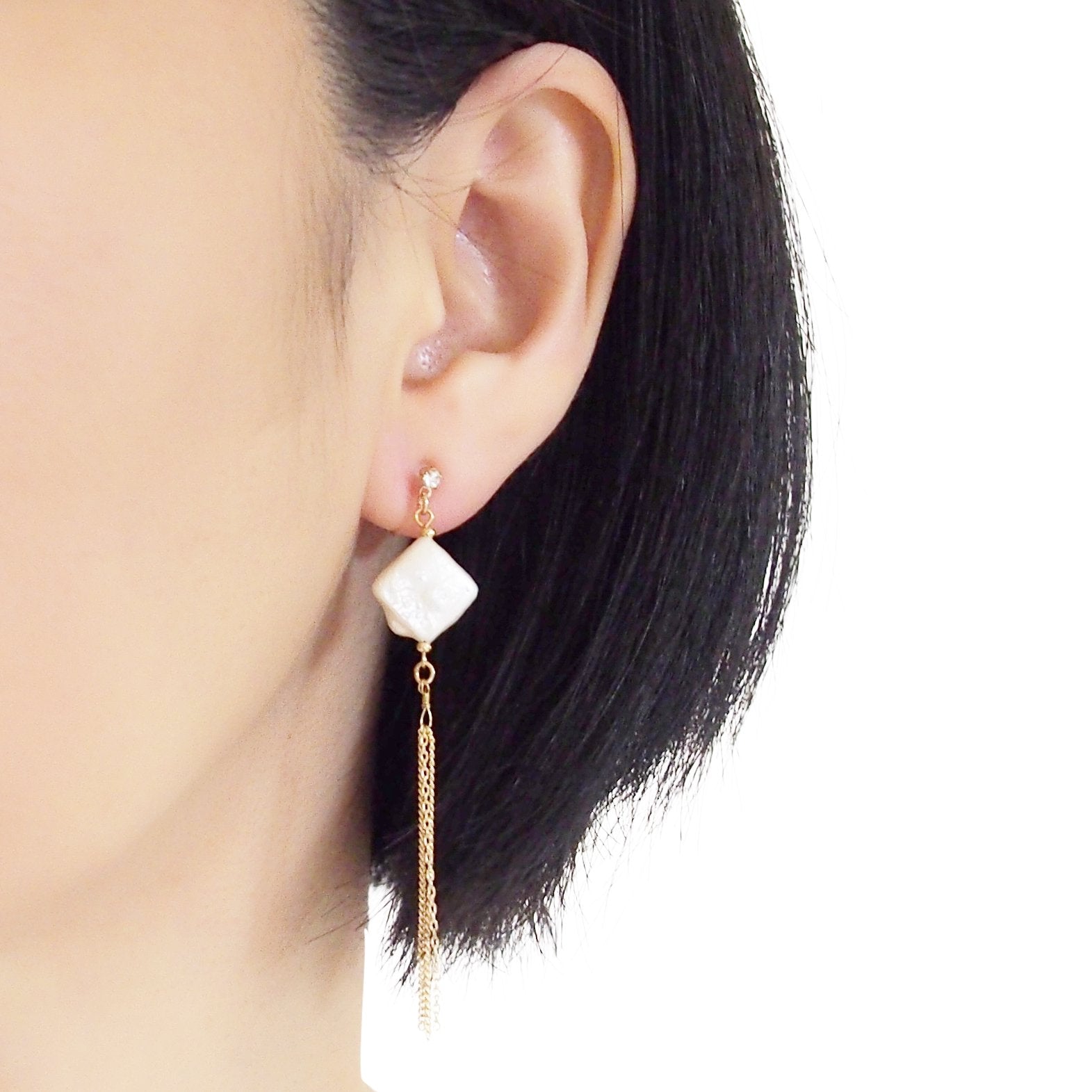 Square freshwater pearl with chain invisible clip on earrings - miyabigracejewelry.com