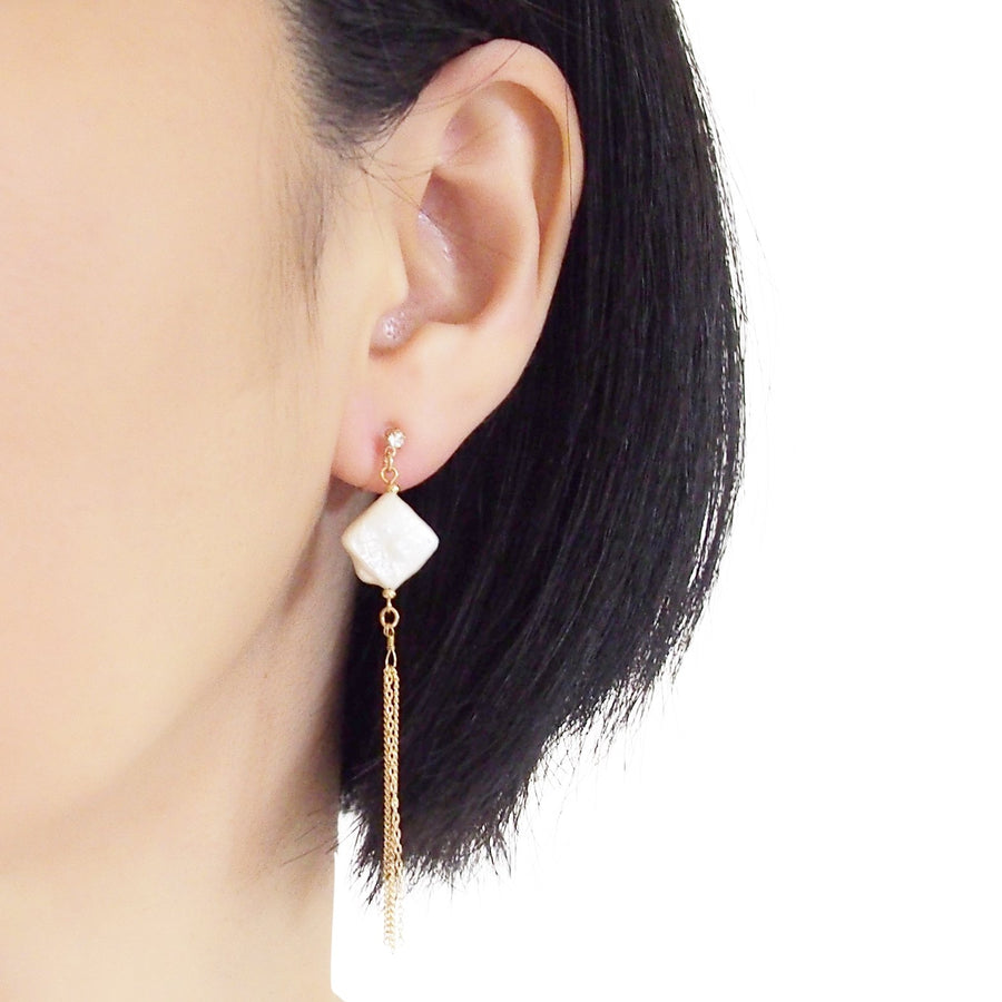 Square freshwater pearl with chain invisible clip on earrings - miyabigracejewelry.com