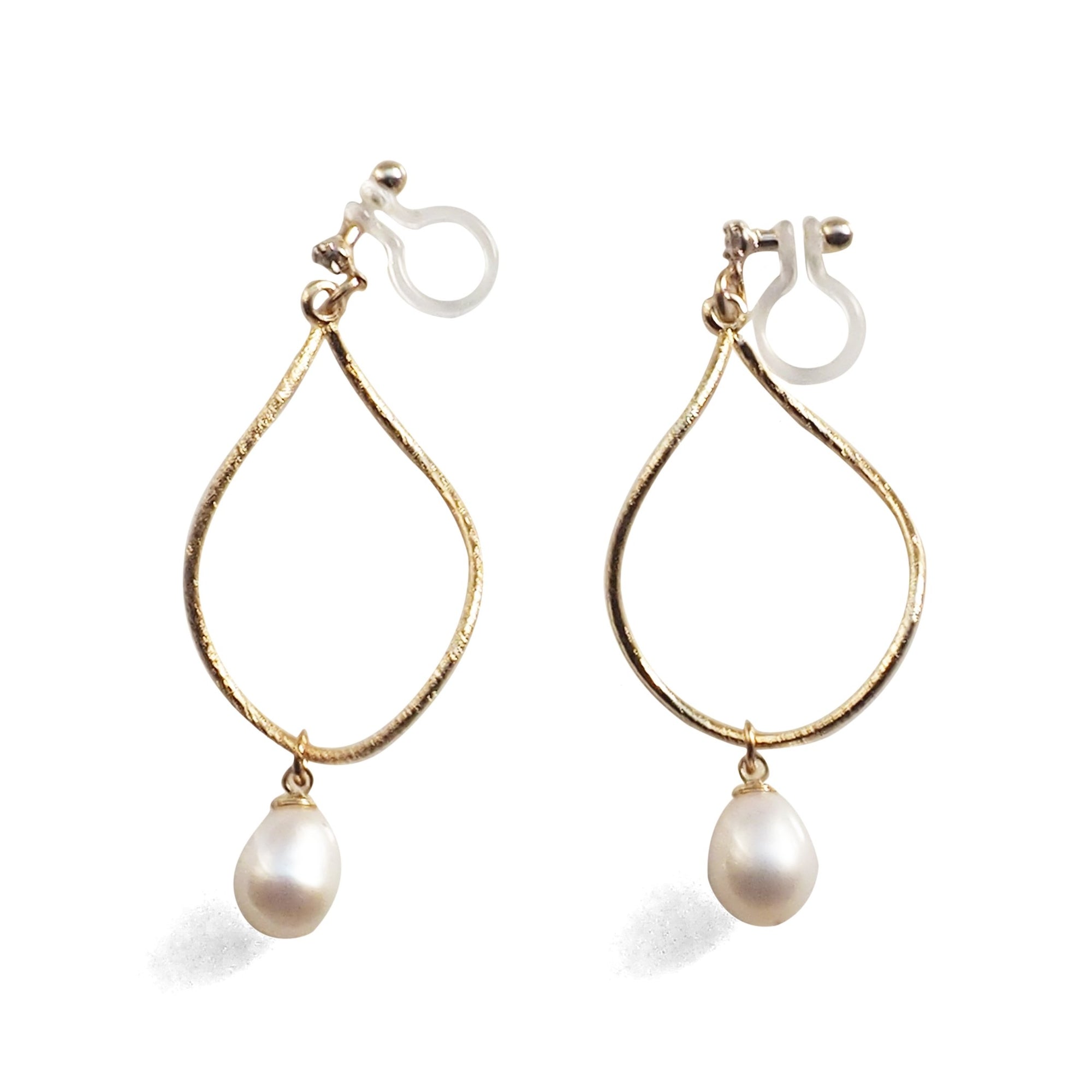 Freshwater pearl invisible clip on hoop earrings - miyabigracejewelry.com