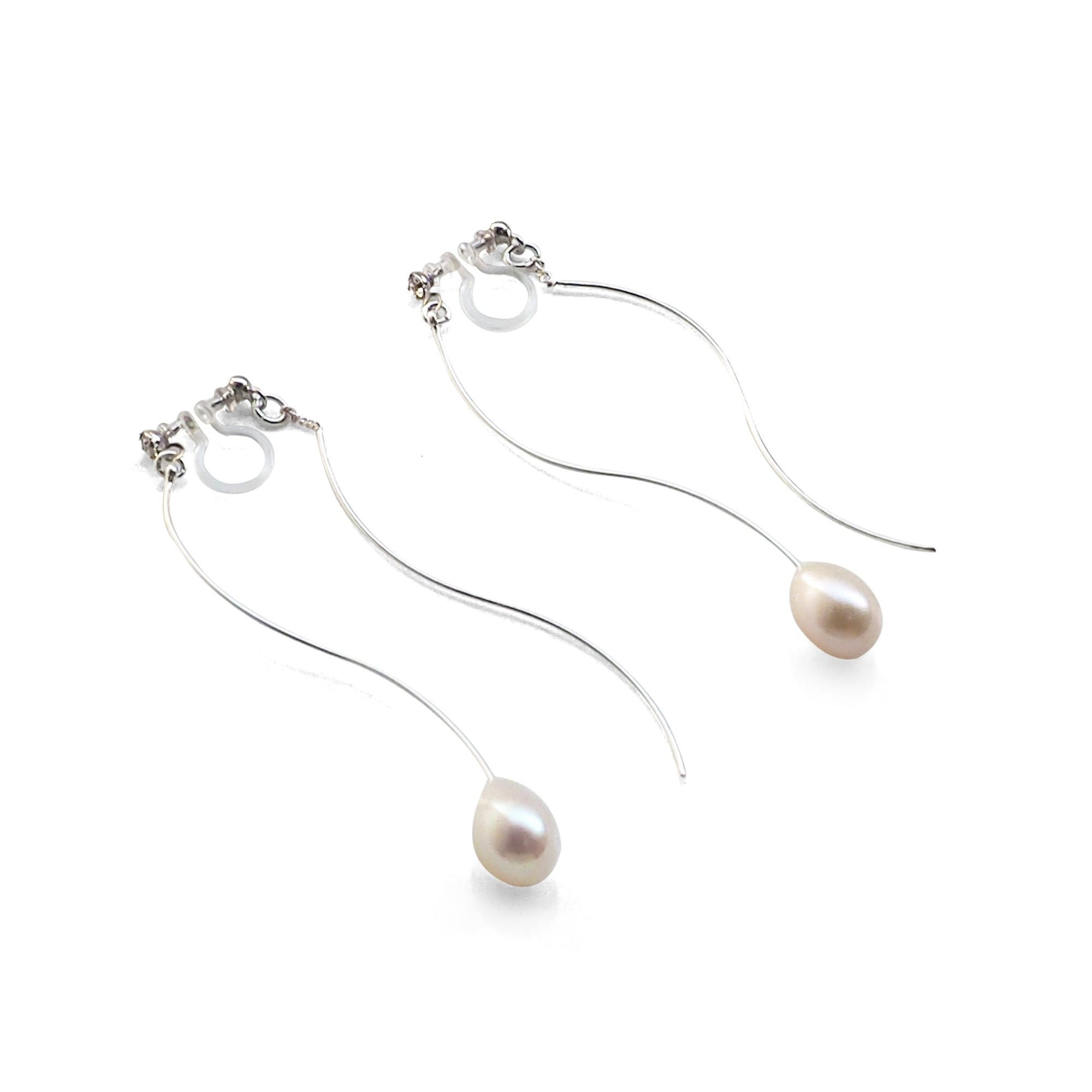 Double Sided White Freshwater Pearl with Wave Bar Invisible Clip On Earrings (Silver tone) - miyabigracejewelry.com