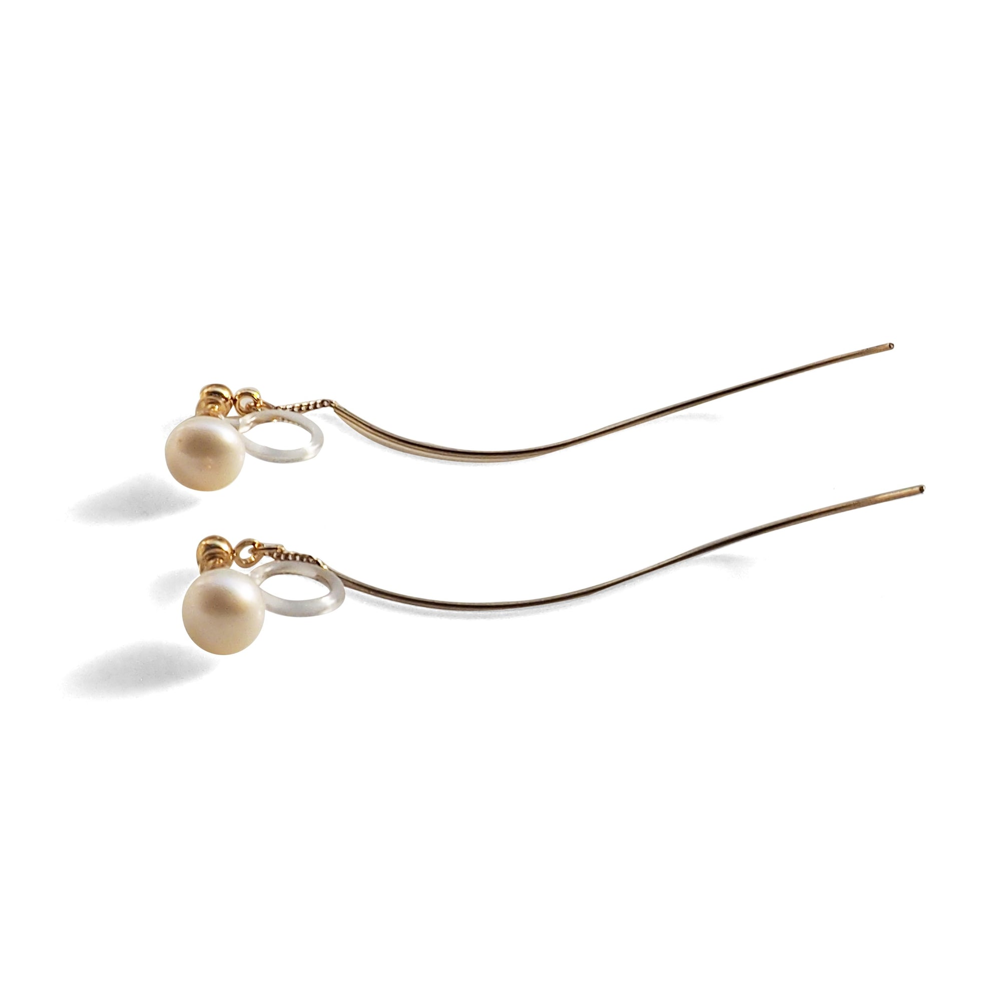 Double Sided White Freshwater Pearl Invisible Clip On Stud Earrings (Gold tone Wave Bar) - miyabigracejewelry.com