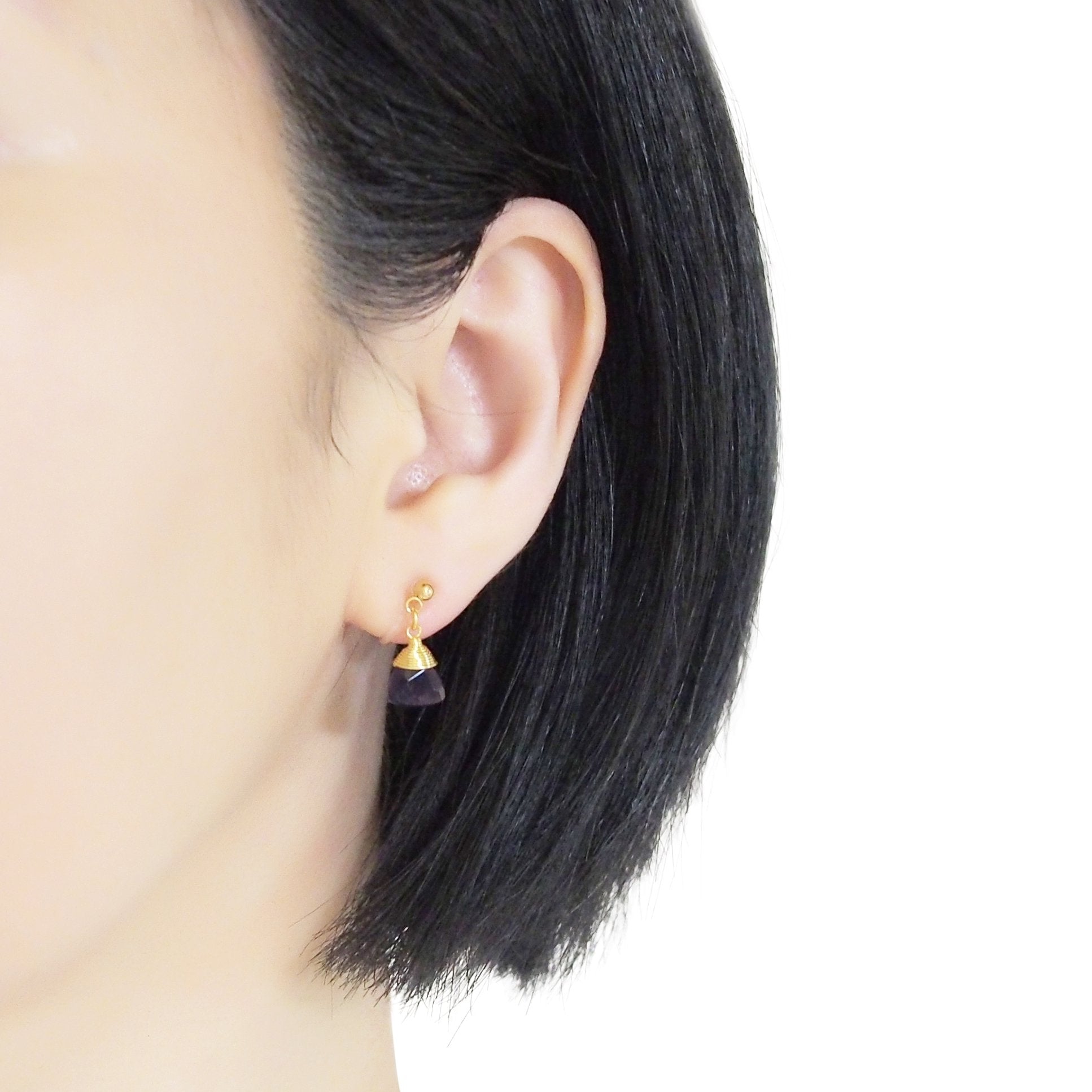 Triangle Purple Amethyst Invisible Clip On Earrings (Gold tone) - miyabigracejewelry.com