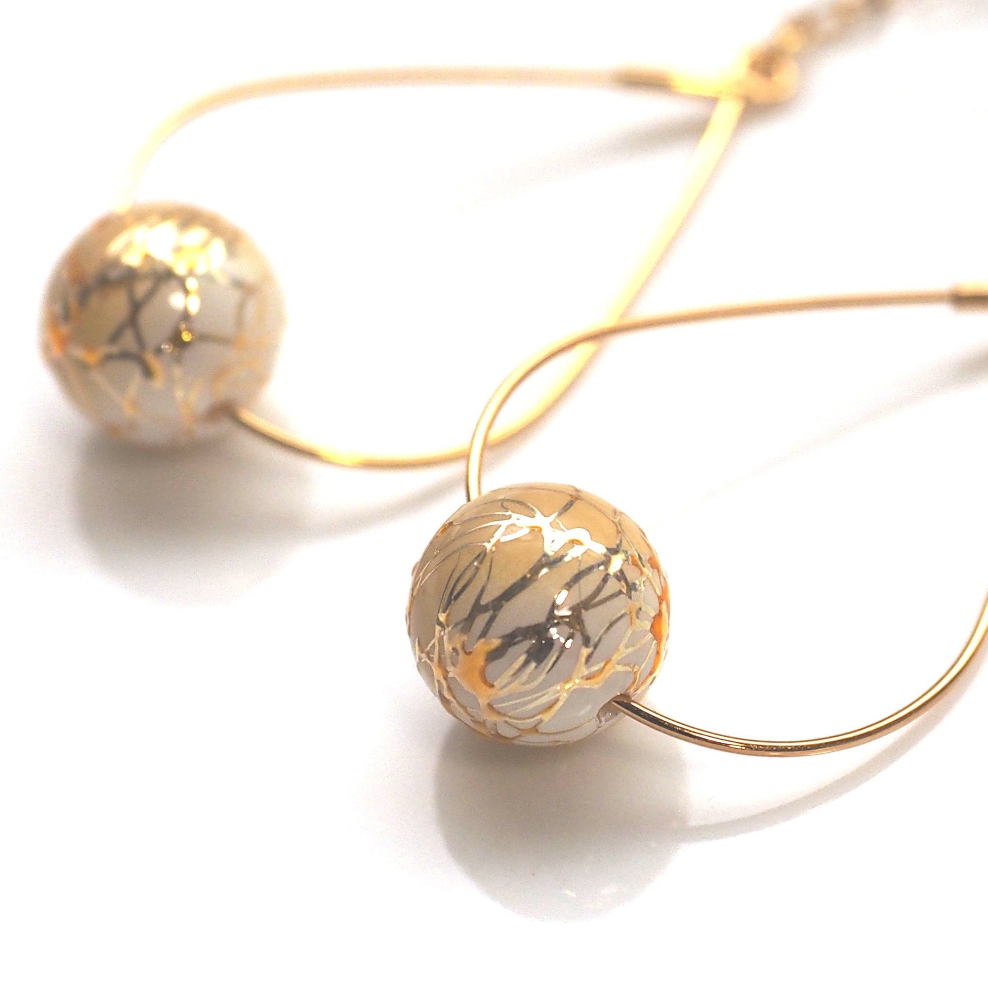 Karakusa invisible clip on earrings - miyabigracejewelry.com
