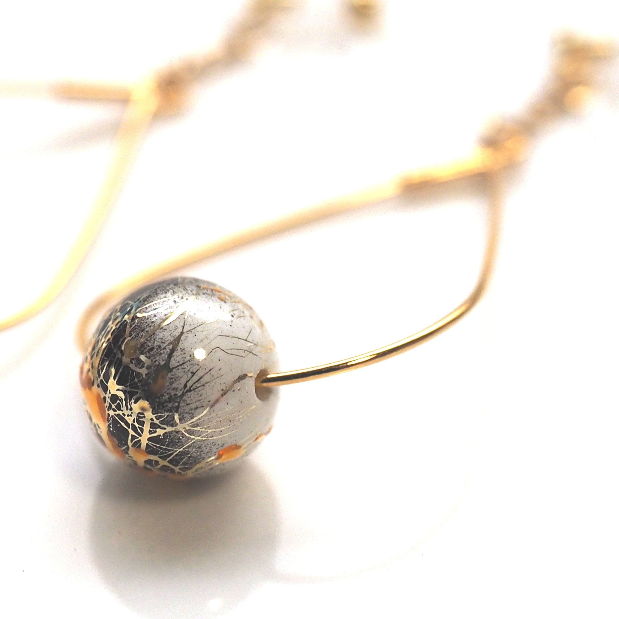 Karakusa invisible clip on earrings - miyabigracejewelry.com