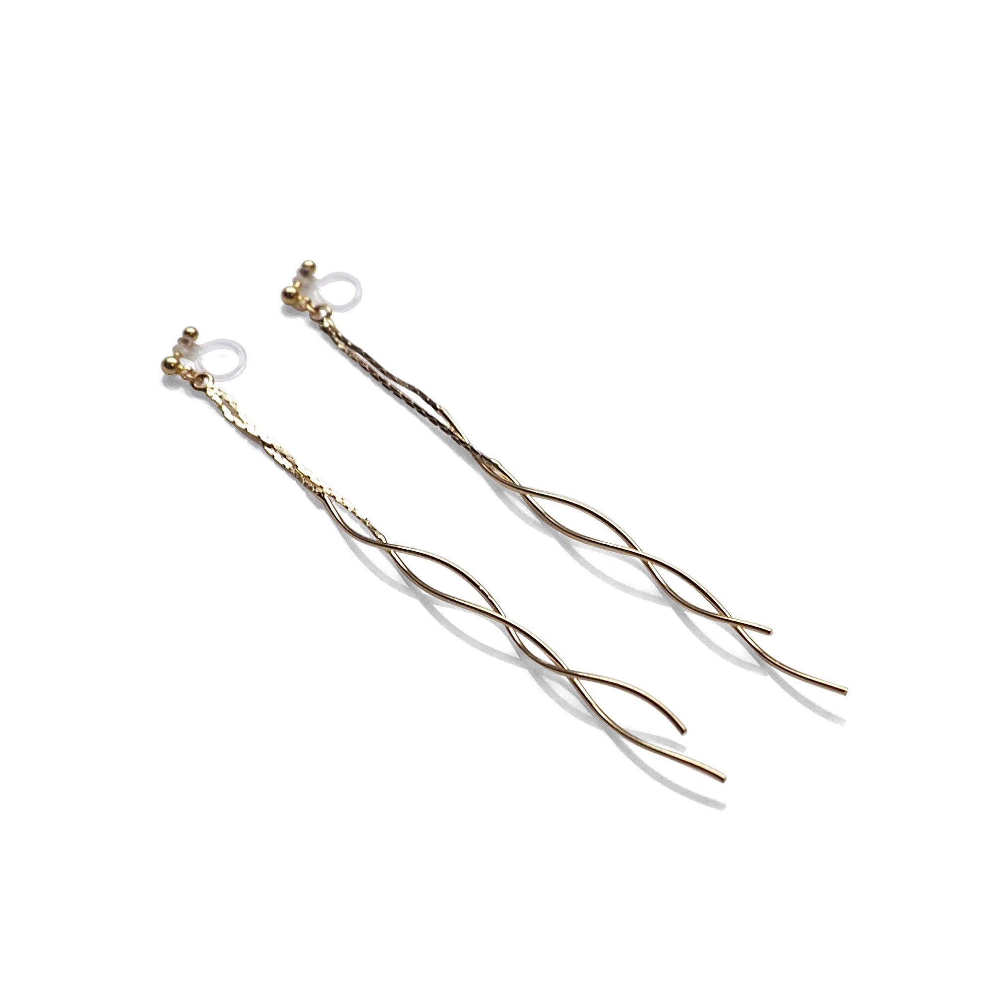 Double wave bar invisible clip on earrings ( Gold tone ) - miyabigracejewelry.com