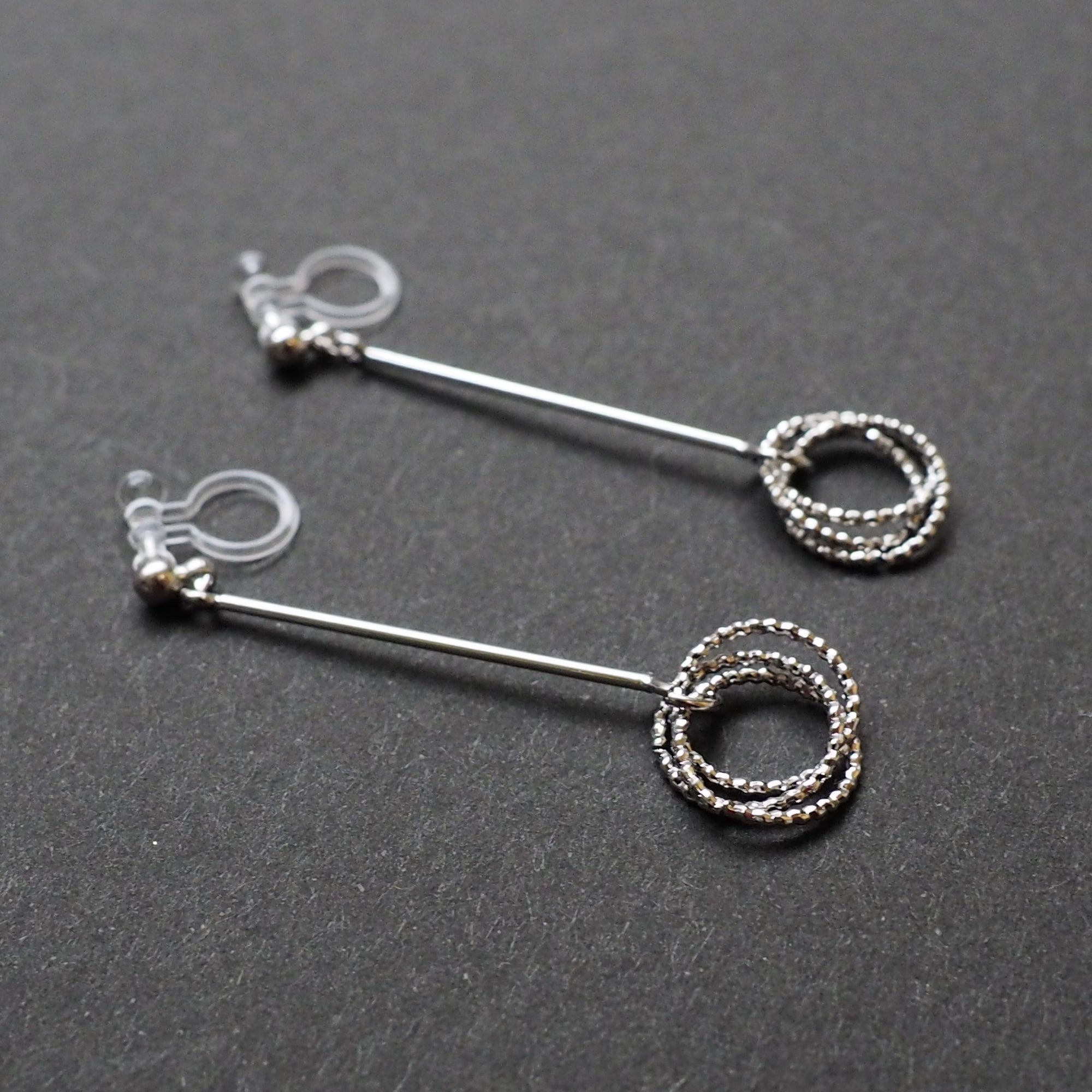 Textured triple hoop clip on earrings ( Silver tone ) - miyabigracejewelry.com