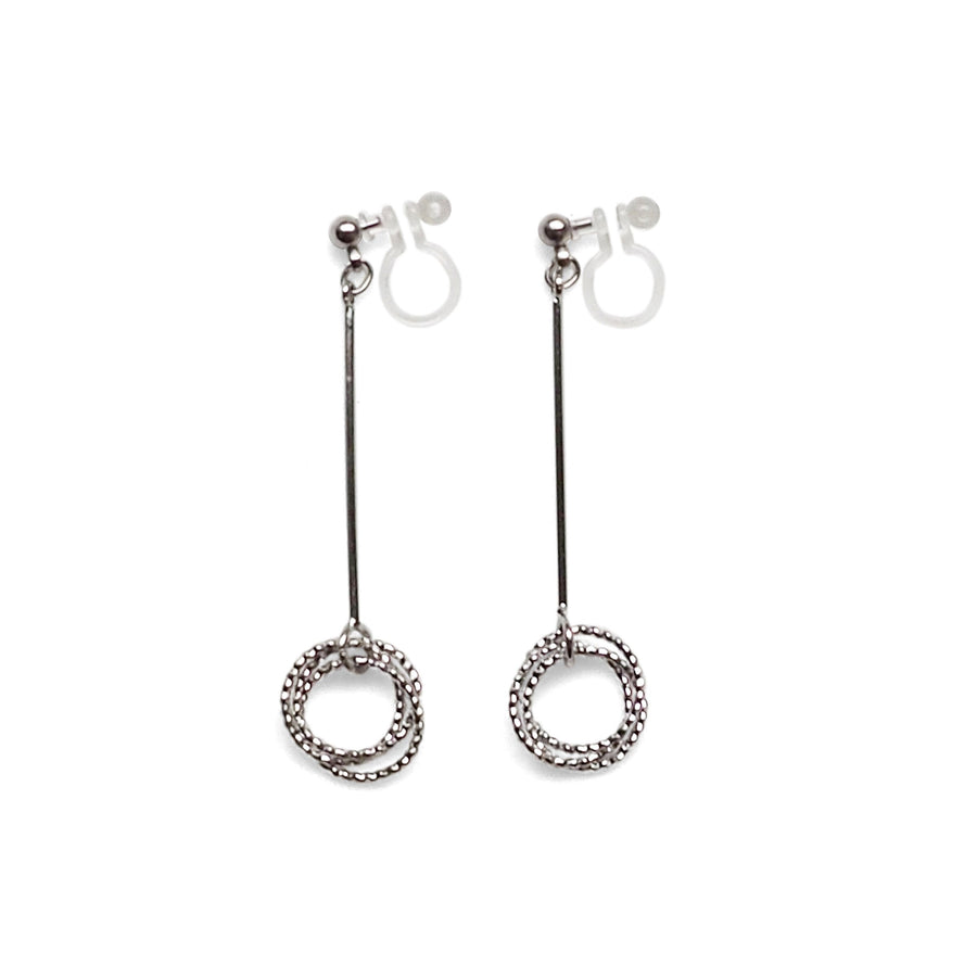 Textured triple hoop clip on earrings ( Silver tone ) - miyabigracejewelry.com