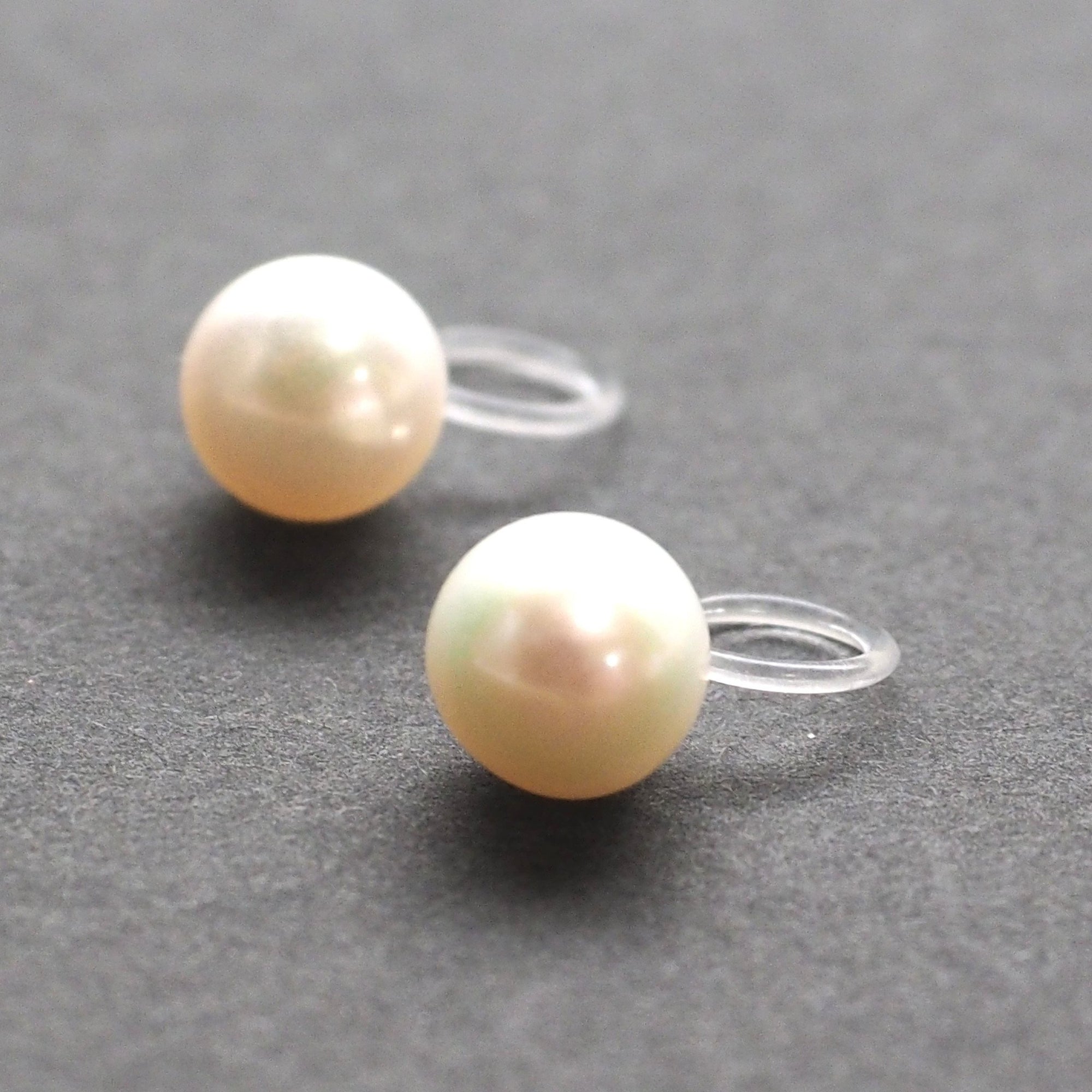 8 mm Freshwater pearl invisible clip on stud earrings - miyabigracejewelry.com