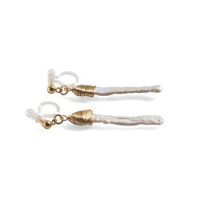Freshwater pearl bar invisible clip on earrings - miyabigracejewelry.com