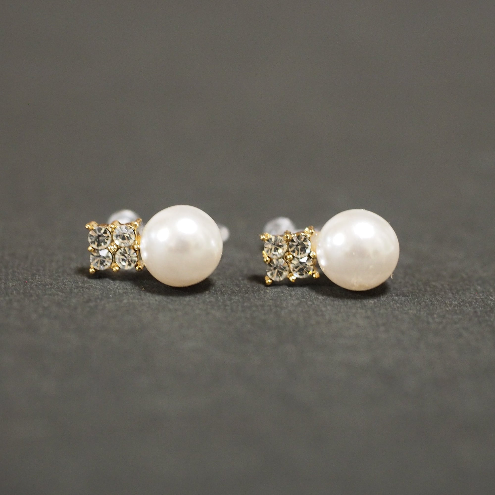 White Pearl and Rhinestone Invisible Clip On Stud Earrings (Gold tone) - miyabigracejewelry.com