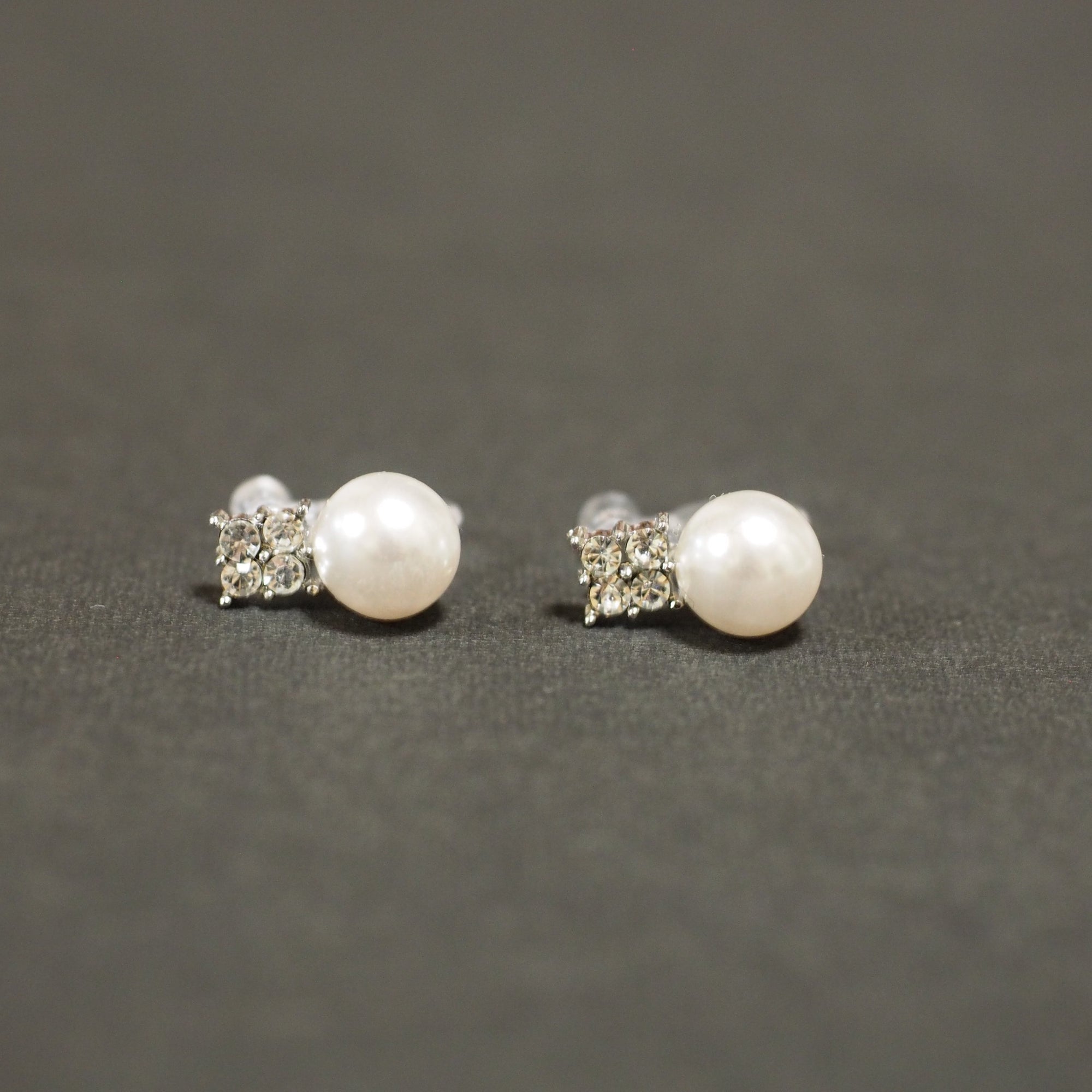 White Pearl and Rhinestone Invisible Clip On Stud Earrings (Silver tone) - miyabigracejewelry.com