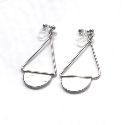 Silver half disc invisible clip on earrings - miyabigracejewelry.com