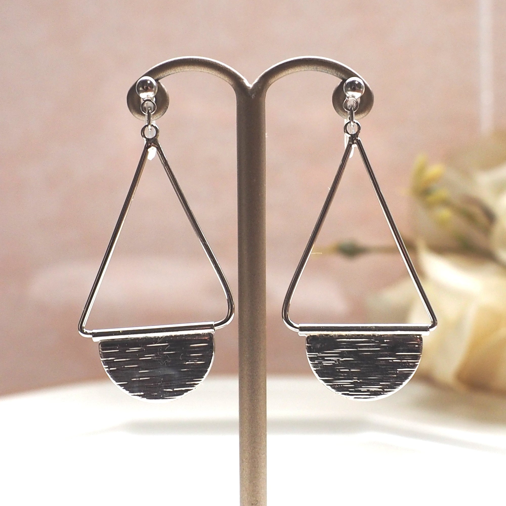 Silver half disc invisible clip on earrings - miyabigracejewelry.com