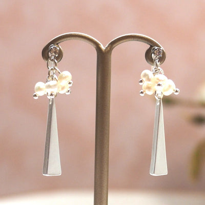 Freshwater and silver triangle bar invisible clip on earrings - miyabigracejewelry.com
